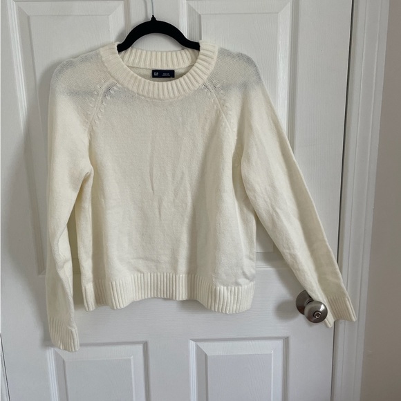 Gap CashSoft Crewneck Sweater NWT - Picture 3 of 6